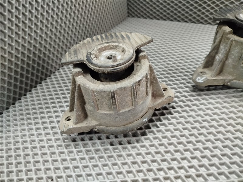 подушка двигателя, 3995 рублей, Санкт-Петербург