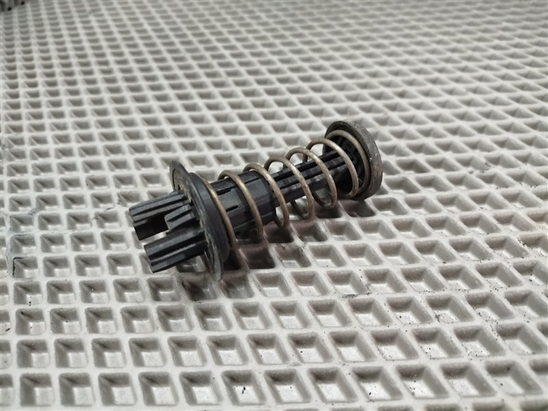 пружина капота, 1100 рублей, Санкт-Петербург