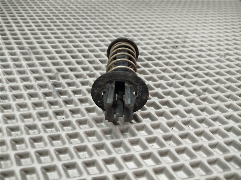 пружина капота, 1100 рублей, Санкт-Петербург