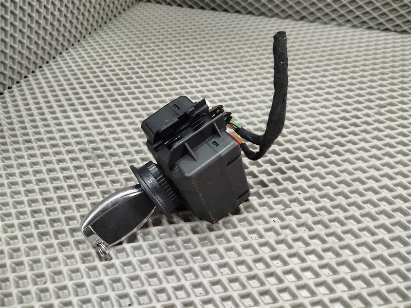 замок зажигания с ключом, 4085 рублей, Санкт-Петербург