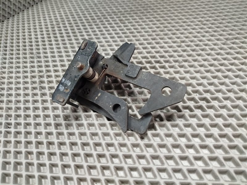 крюк капота, 1480 рублей, Санкт-Петербург