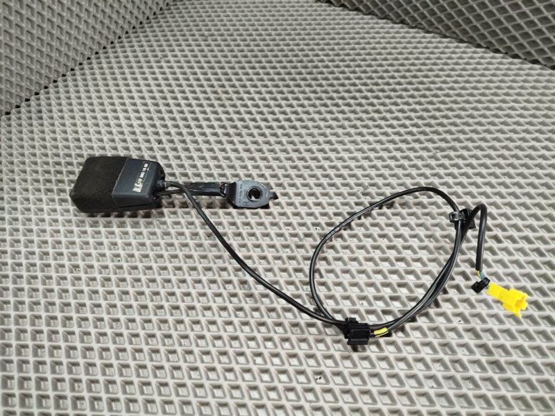 замок ремня безопасности, 3095 рублей, Санкт-Петербург