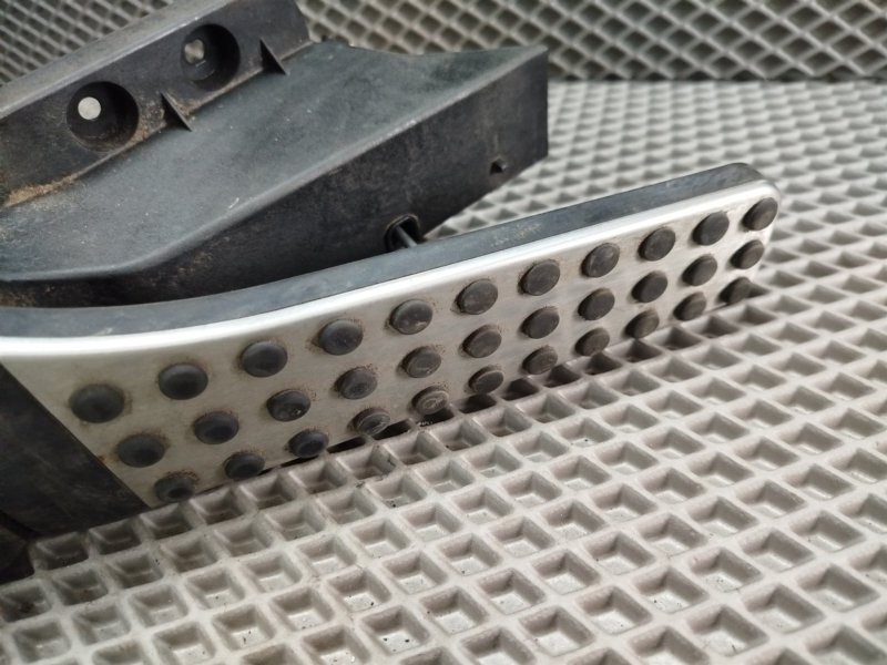 педаль газа, 1800 рублей, Санкт-Петербург