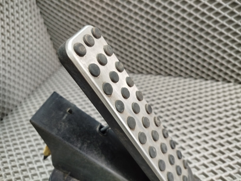 педаль газа, 1800 рублей, Санкт-Петербург