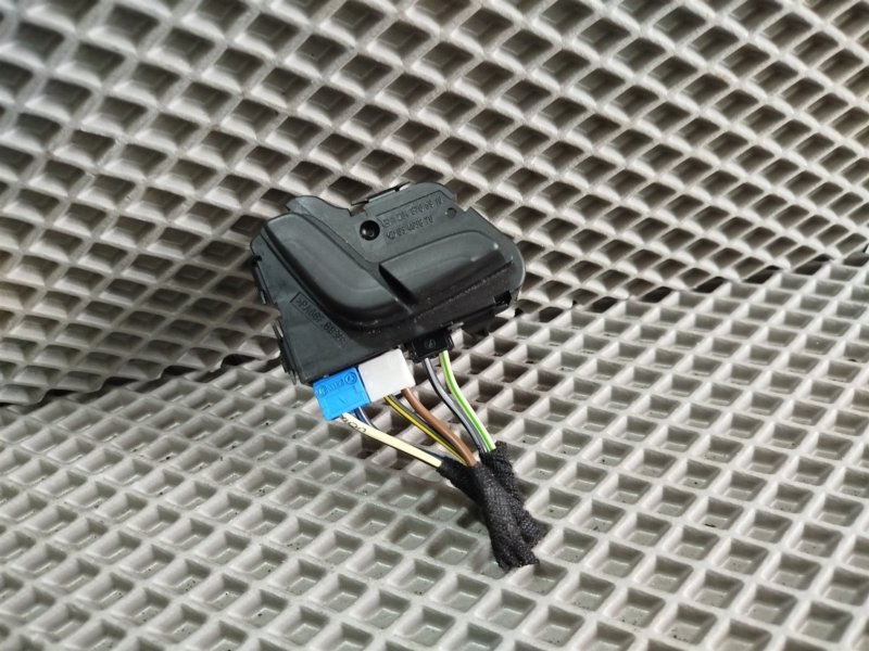 кнопки управления сиденьем, 1800 рублей, Санкт-Петербург