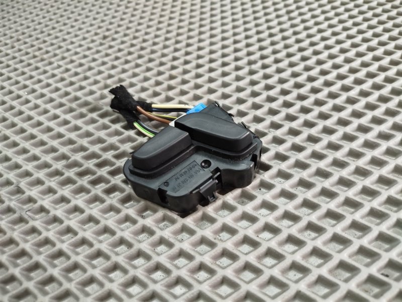 кнопки управления сиденьем, 1800 рублей, Санкт-Петербург