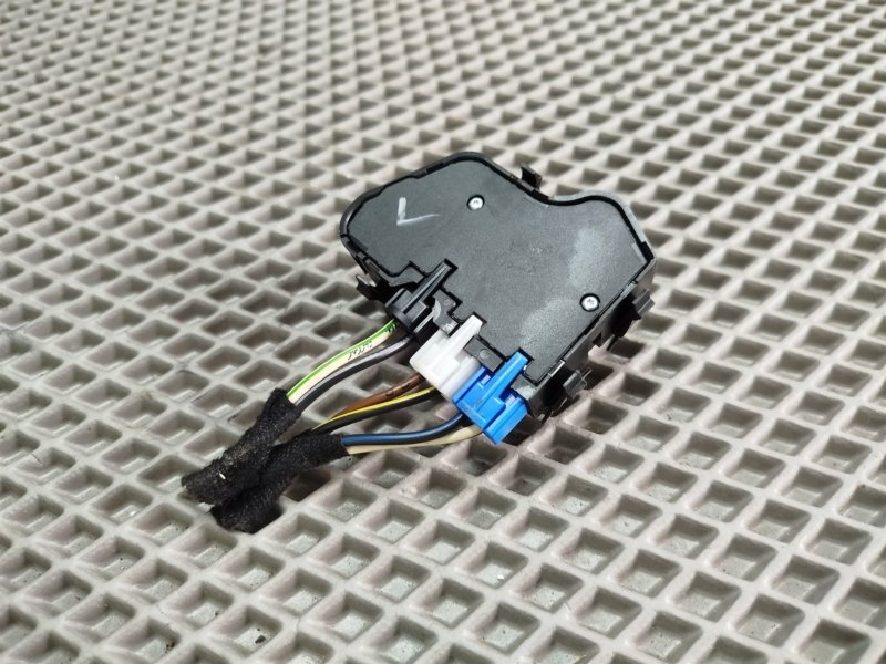 кнопки управления сиденьем, 1800 рублей, Санкт-Петербург