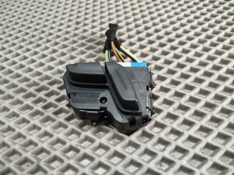 кнопки управления сиденьем, 1800 рублей, Санкт-Петербург