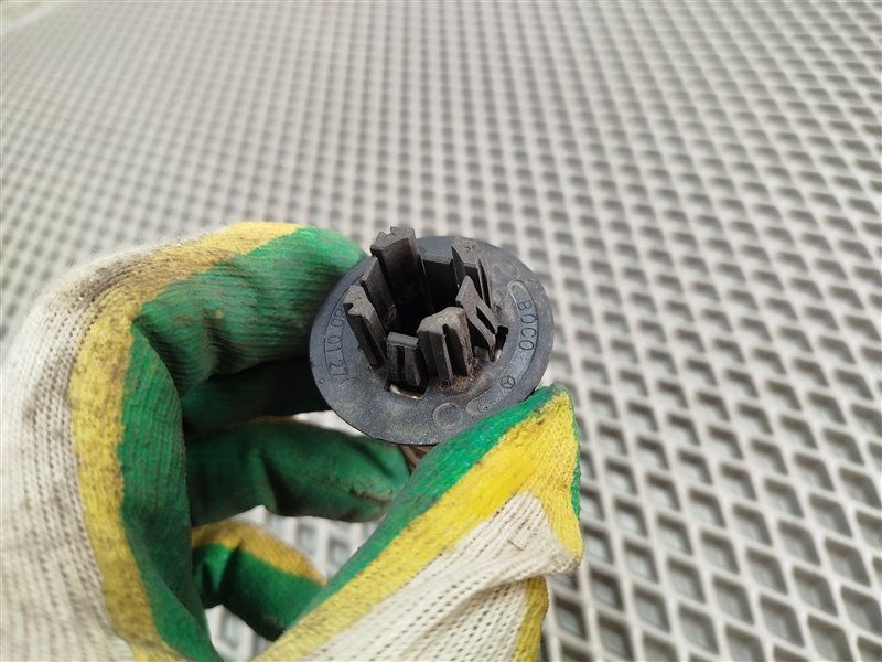 пружина капота, 1385 рублей, Санкт-Петербург