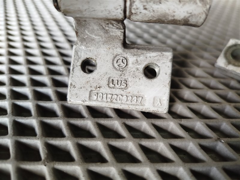 Петли двери, 1330 рублей, Санкт-Петербург