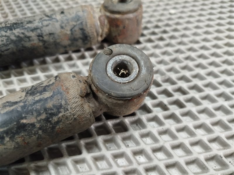 амортизатор, 2720 рублей, Санкт-Петербург