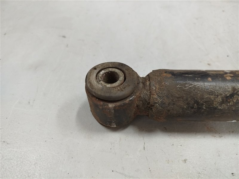 амортизатор, 1625 рублей, Санкт-Петербург