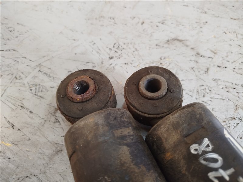 амортизатор, 2720 рублей, Санкт-Петербург