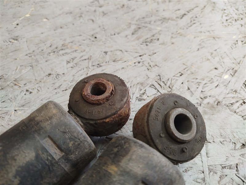 амортизатор, 2720 рублей, Санкт-Петербург