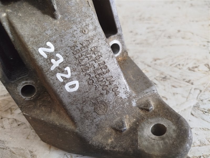 кронштейн двигателя, 3580 рублей, Санкт-Петербург