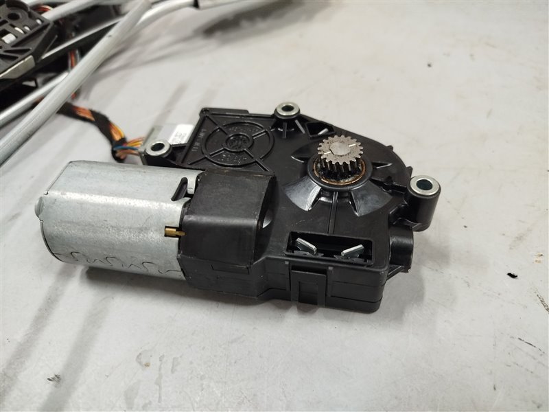 механизм панорамной крыши, 8440 рублей, Санкт-Петербург