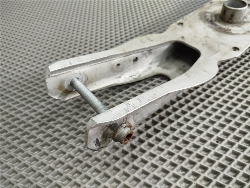 рычаг, 4025 рублей, Санкт-Петербург