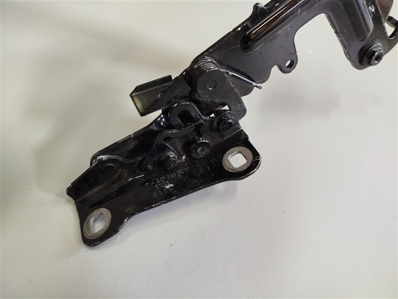 петля капота, 4510 рублей, Санкт-Петербург