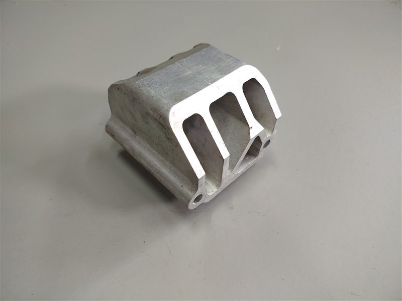 кронштейн радиатора, 3745 рублей, Санкт-Петербург