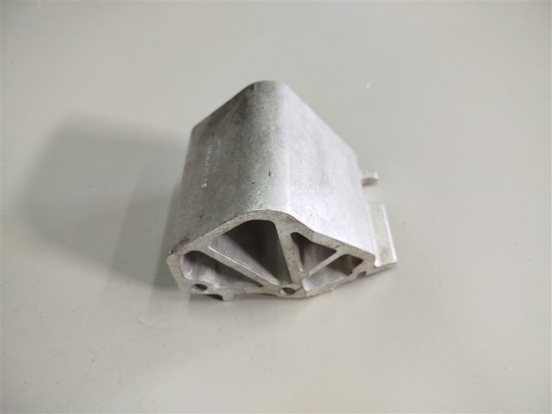 кронштейн радиатора, 3700 рублей, Санкт-Петербург