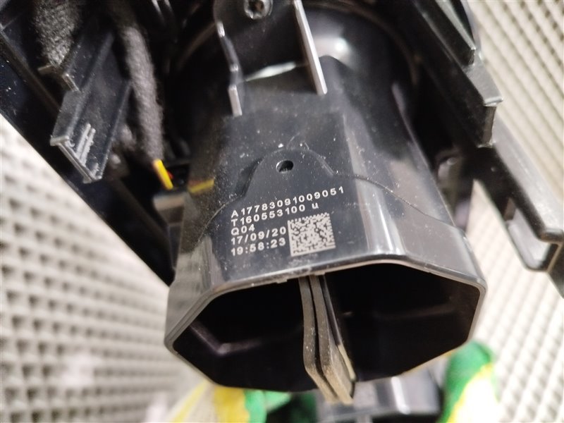 Накладка на торпедо, 13305 рублей, Санкт-Петербург