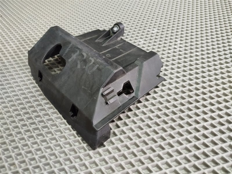 Крышка аккумулятора, 1855 рублей, Санкт-Петербург