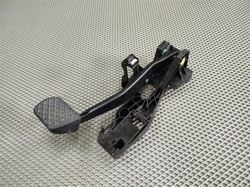 педаль тормоза, 4735 рублей, Санкт-Петербург