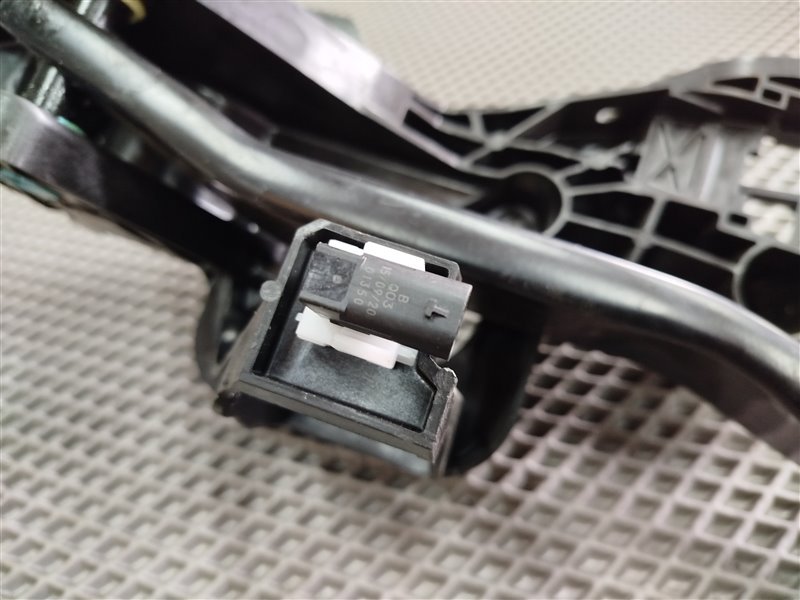 педаль тормоза, 4735 рублей, Санкт-Петербург