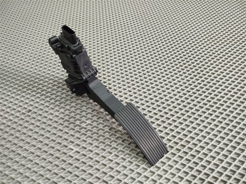 педаль газа, 6010 рублей, Санкт-Петербург