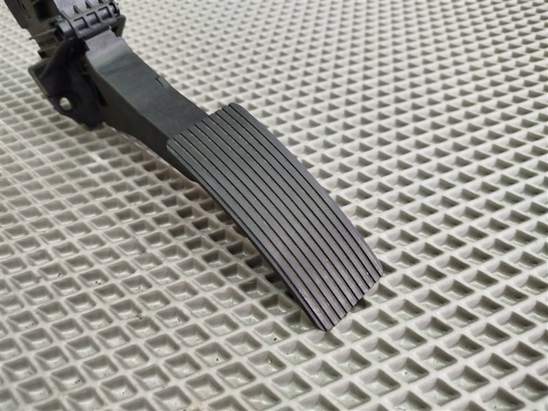 педаль газа, 6010 рублей, Санкт-Петербург