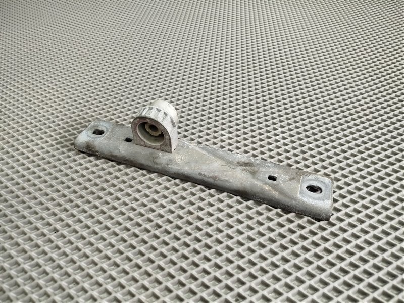 кронштейн глушителя, 2895 рублей, Санкт-Петербург