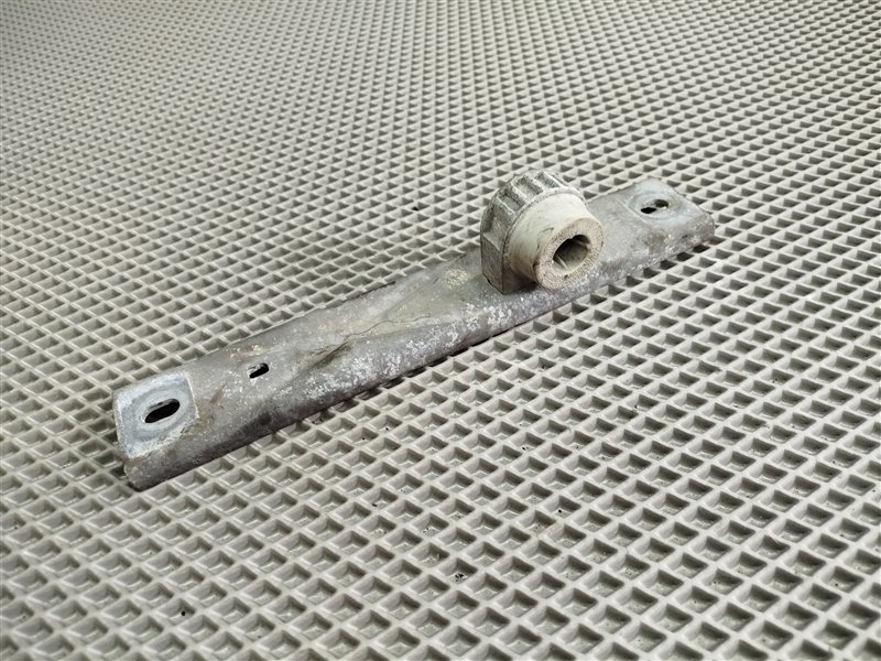 кронштейн глушителя, 2895 рублей, Санкт-Петербург