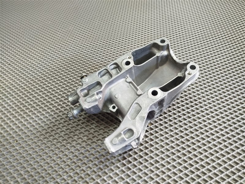 кронштейн двигателя, 9350 рублей, Санкт-Петербург