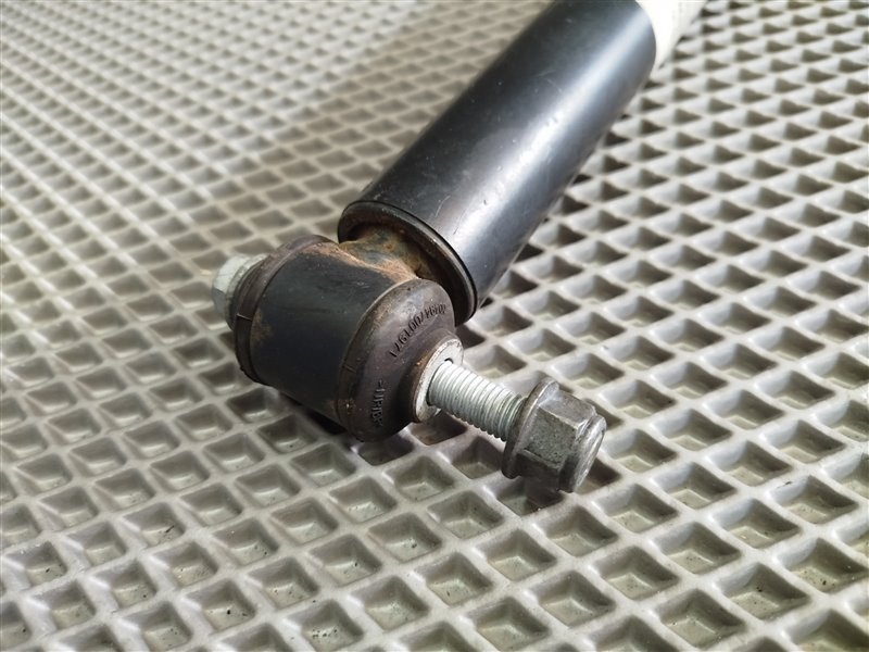 амортизатор, 8945 рублей, Санкт-Петербург