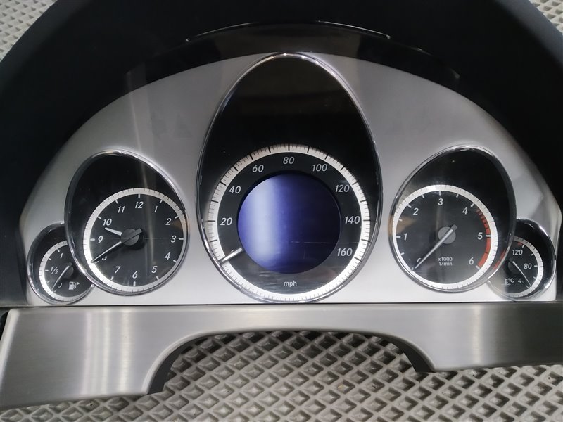 панель приборов, 10000 рублей, Санкт-Петербург