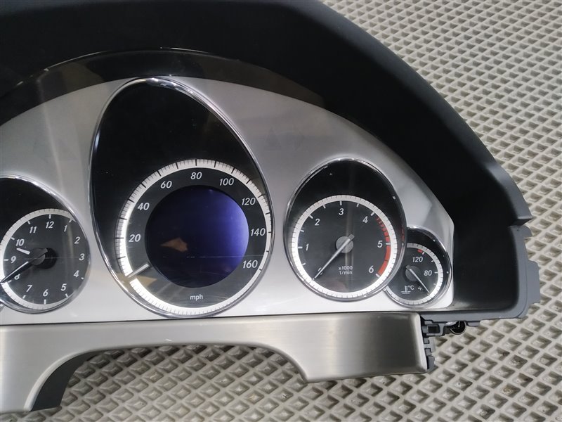 панель приборов, 10000 рублей, Санкт-Петербург