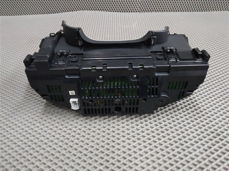 панель приборов, 10000 рублей, Санкт-Петербург