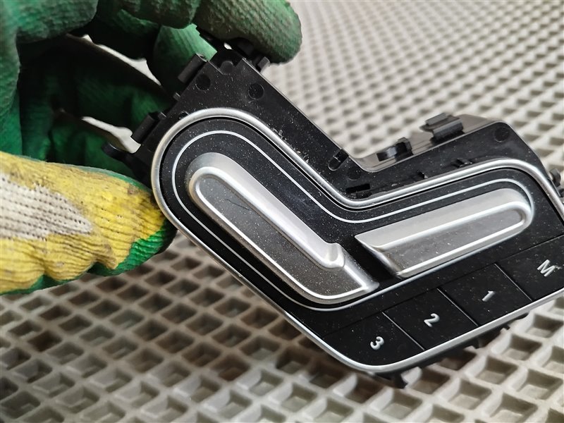 блок управления сиденьем, 6530 рублей, Санкт-Петербург