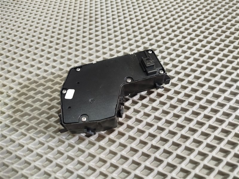 блок управления сиденьем, 6820 рублей, Санкт-Петербург