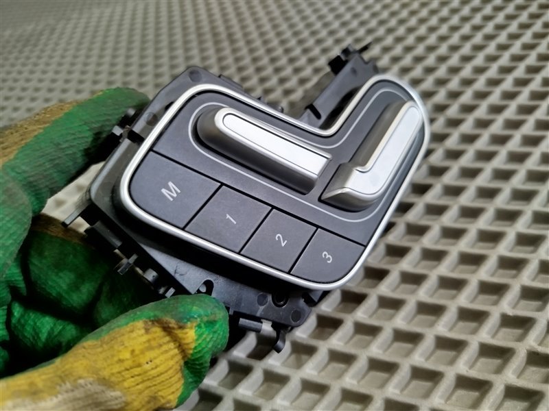 блок управления сиденьем, 6820 рублей, Санкт-Петербург