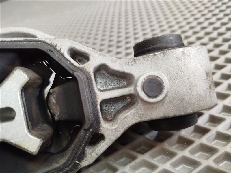 подушка двигателя, 5915 рублей, Санкт-Петербург