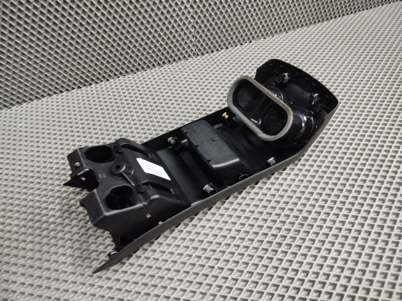 панель подлокотника, 12215 рублей, Санкт-Петербург