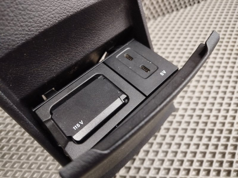 панель подлокотника, 12215 рублей, Санкт-Петербург