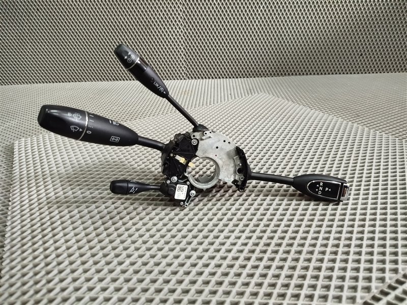 подрулевой переключатель, 2015 рублей, Санкт-Петербург