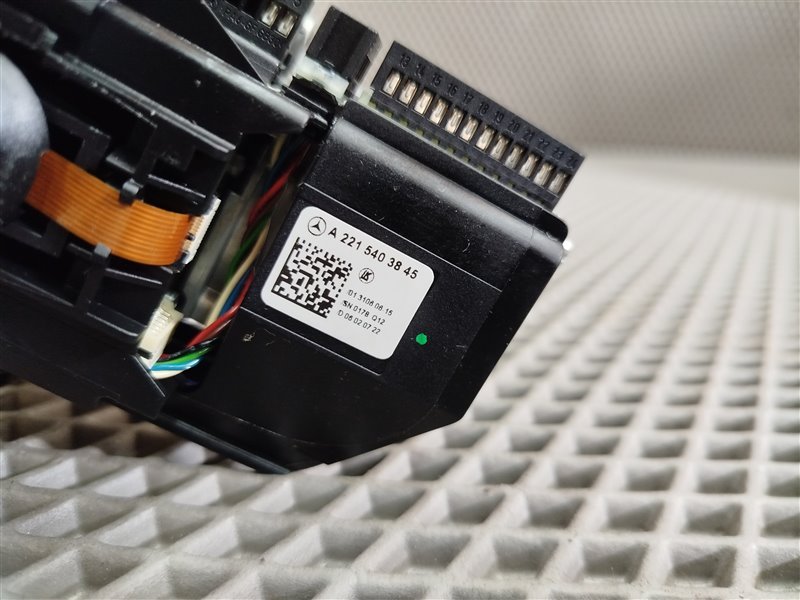 подрулевой переключатель, 2015 рублей, Санкт-Петербург