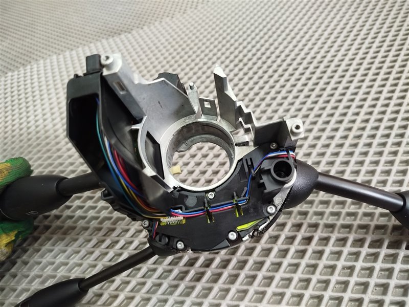 подрулевой переключатель, 2015 рублей, Санкт-Петербург