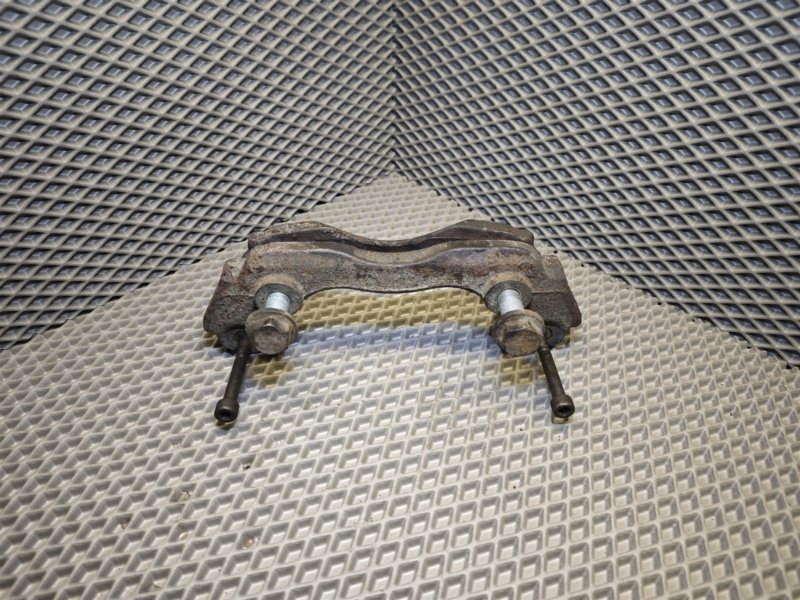 Скоба суппорта, 3420 рублей, Санкт-Петербург