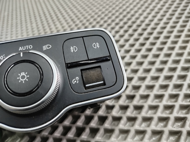 переключатель света, 3640 рублей, Санкт-Петербург