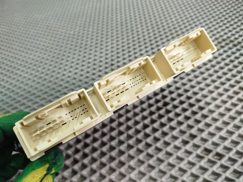 блок управления сиденьем, 17900 рублей, Санкт-Петербург