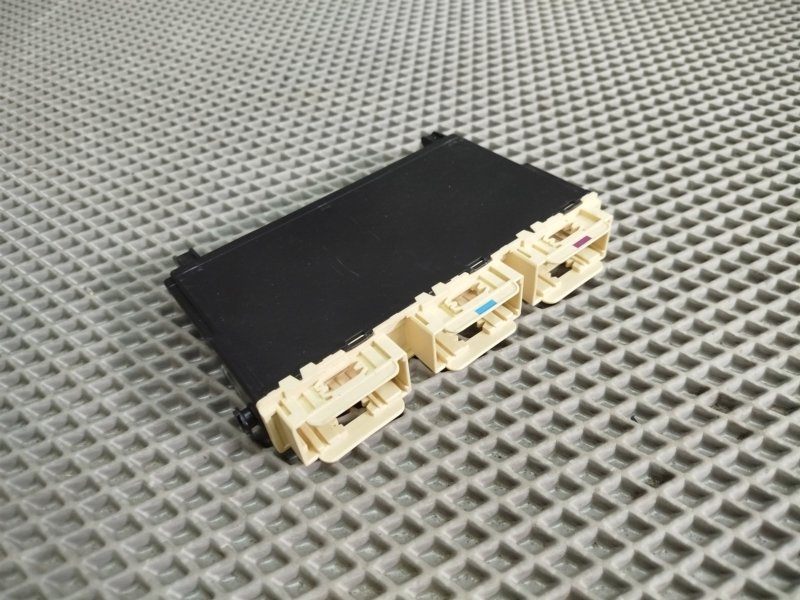 блок управления сиденьем, 16730 рублей, Санкт-Петербург